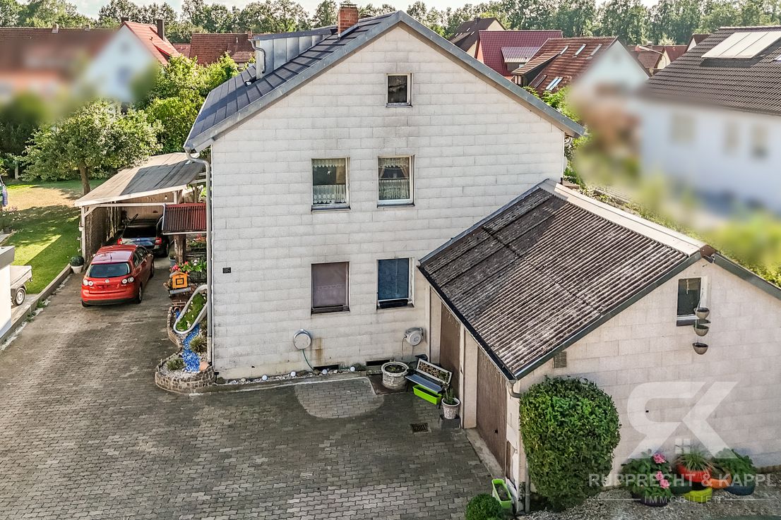 Attraktives MehrfamilienhausDuo mit 8,7 Rendite 2 Gebäude, 4